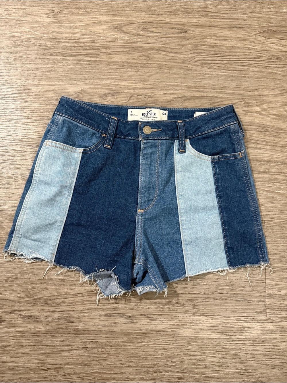 Hollister California Curvy High Rise Patchwork Short Sz 28